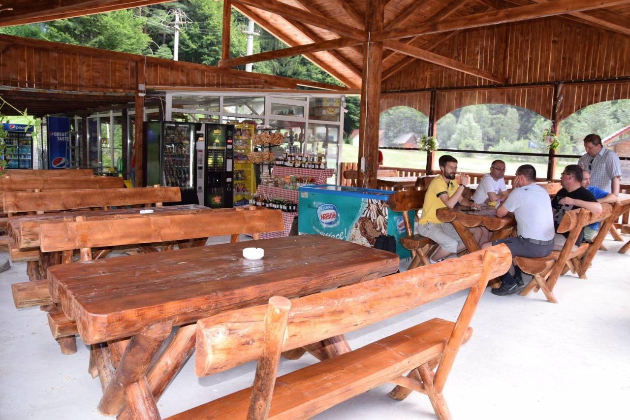 Cabanute Si Camping Dracula Capatineni-Paminteni Esterno foto